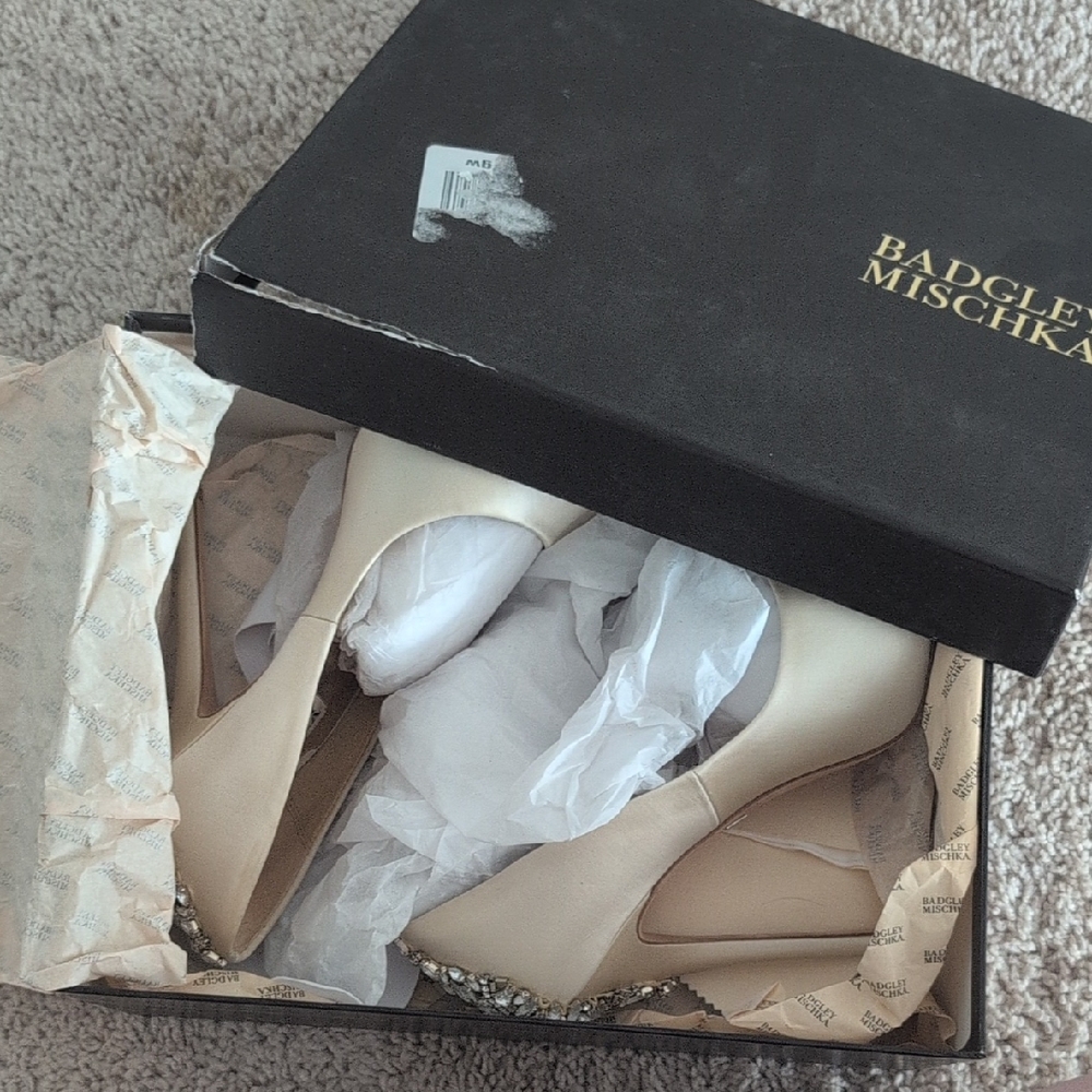 Badgley Mischka Ivory Embellished Heels